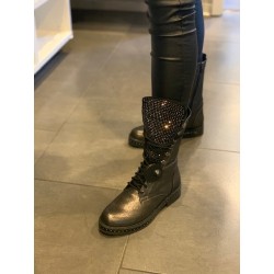 Boots 2- 1233-1.2022